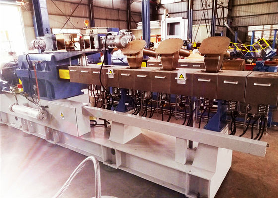 China Extrusor de tornillo industrial dos con el sistema de la granulación del filamento para el ANIMAL DOMÉSTICO Reycling proveedor