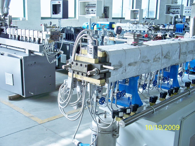 extrusor de tornillo normal del gemelo del esfuerzo de torsión de 35m m/cadena de producción de Masterbatch 20-50kg/hr